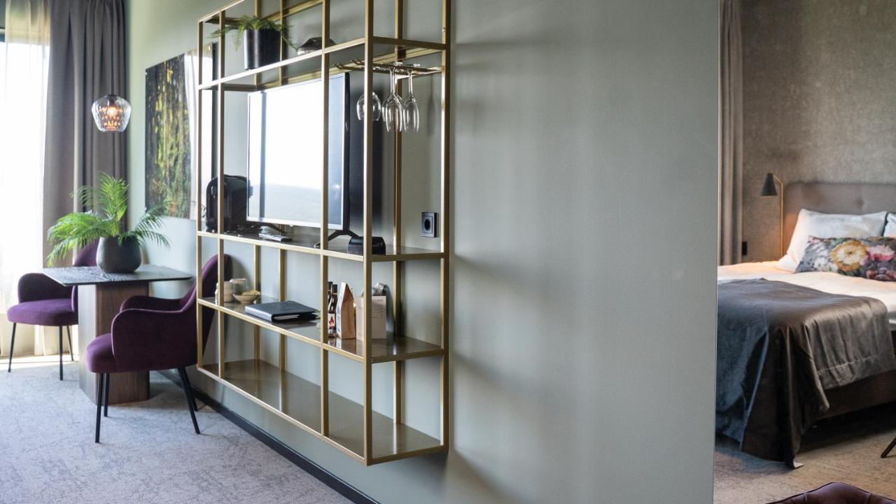 Hotell Soedra Berget サンドベイル エクステリア 写真
