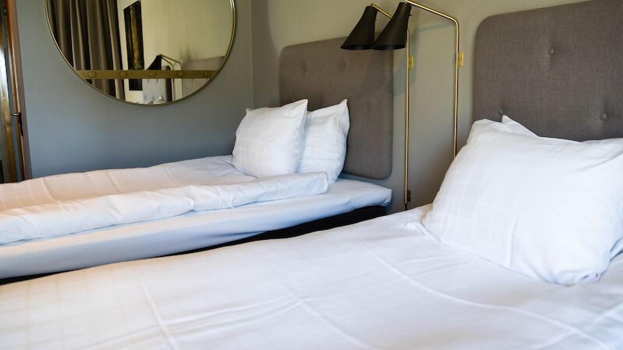 Hotell Soedra Berget サンドベイル エクステリア 写真