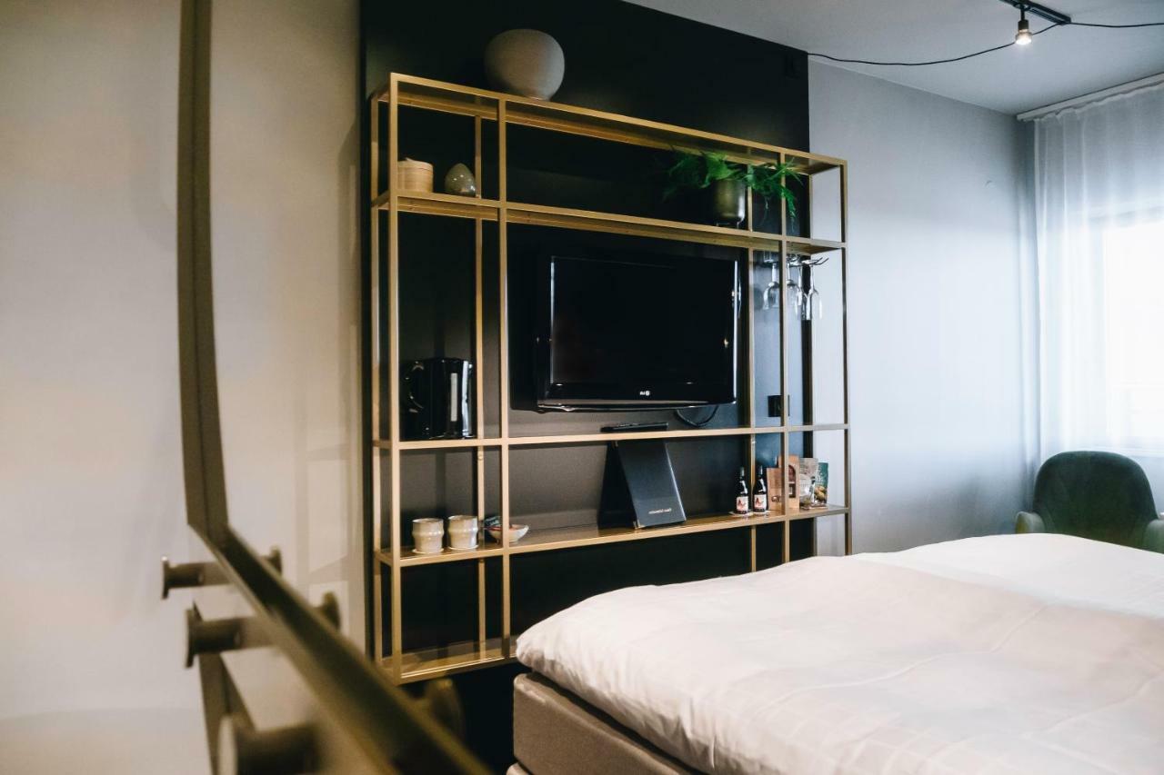 Hotell Soedra Berget サンドベイル エクステリア 写真